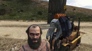 Illustration for article titled GTA V's Trevor Sure Likes Forklifting Some Weird Things